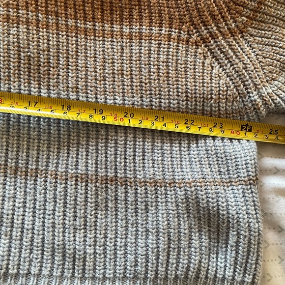 Garage boxy crop sweater - Picture 8 of 8